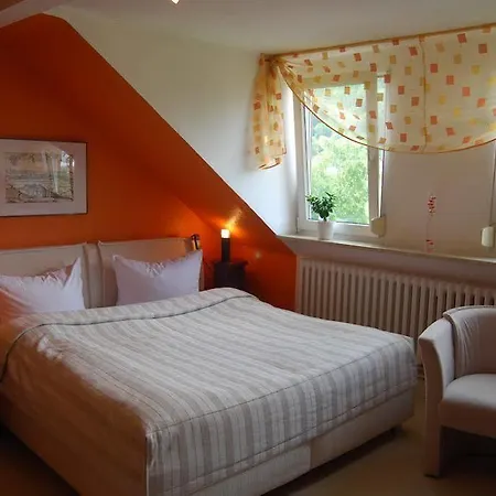 Amber Szálloda 2*