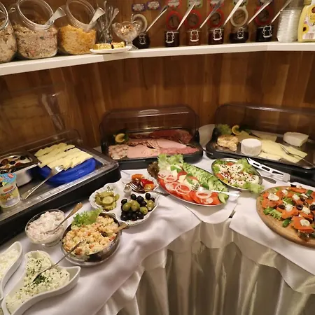 Hotel Amber 2*