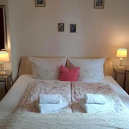 Hotel Amber 2*