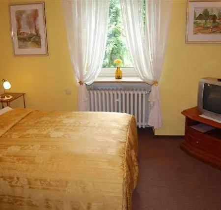 Hotel Amber 2*